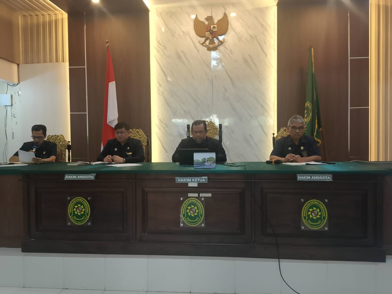 Pengadilan Agama Pamekasan Gelar Rapat Koordinasi Bulanan untuk Evaluasi Kinerja Keadilan