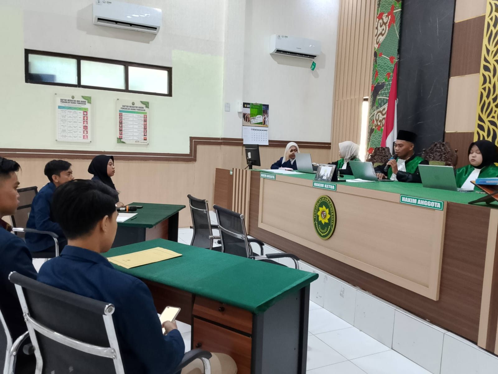 Pengadilan Agama Pamekasan Gelar Sidang Semu Mahasiswa Magang UIN Madura dan UTM secara Live Streaming
